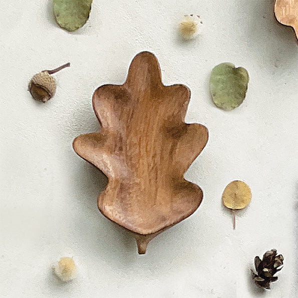 Oak Flat leaf bowl